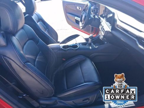 Used 2025 Ford Mustang Premium image 15