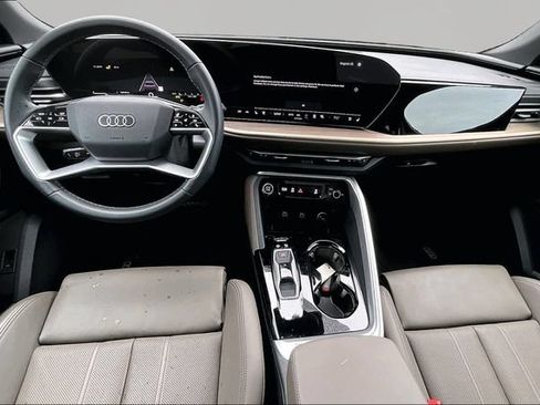 Certified 2025 Audi Q5 Premium AWD/4WD image 15