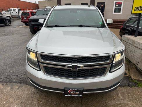Used 2015 Chevrolet Suburban LT AWD/4WD image 10