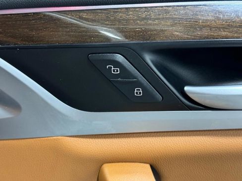 Used 2024 BMW X3 xDrive30i w/ Convenience Package image 21