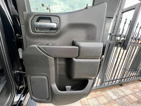 Used 2019 Chevrolet Silverado 1500 Custom Trail Boss w/ Custom Convenience Package image 43