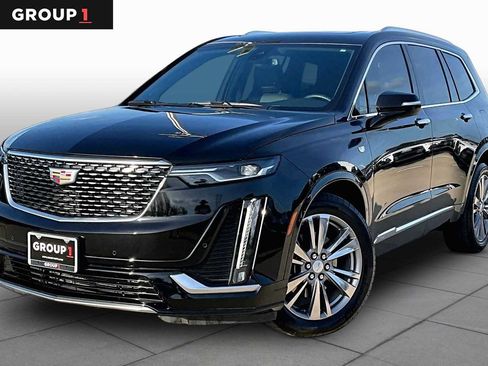 Used 2025 Cadillac XT6 Premium Luxury AWD/4WD image 1
