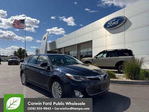 Used 2015 Toyota Avalon XLE Touring FWD image 1