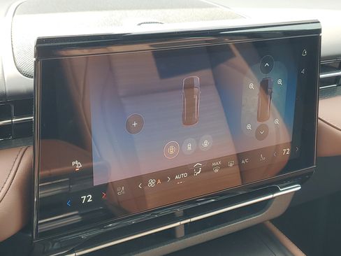 New 2026 Lincoln Nautilus Reserve w/ Jet Appearance Package image 25