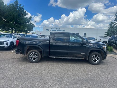 Used 2021 GMC Sierra 1500 AT4 w/ AT4 Preferred Package AWD/4WD image 2