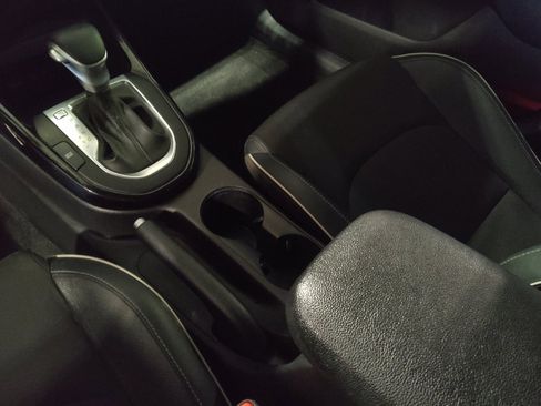 Used 2021 Kia Forte GT-Line w/ GT-Line Premium Package image 26