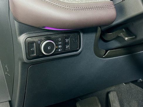 Used 2025 Ford Explorer Platinum w/ LUX Leather Package AWD/4WD image 10