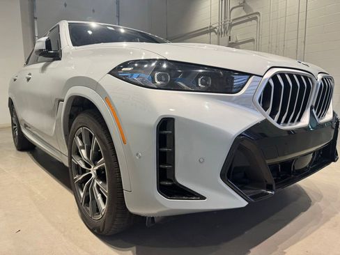 Used 2026 BMW X6 xDrive40i AWD/4WD image 7