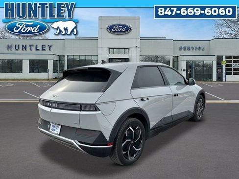 Used 2022 Hyundai Ioniq 5 SEL image 4