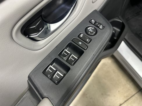 Used 2023 Honda Pilot Elite image 15