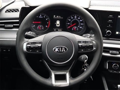 Used 2021 Kia K5 LX image 14