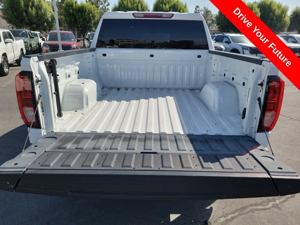 Used 2023 GMC Sierra 1500 Elevation w/ LPO, Elevation Black Package AWD/4WD image 28