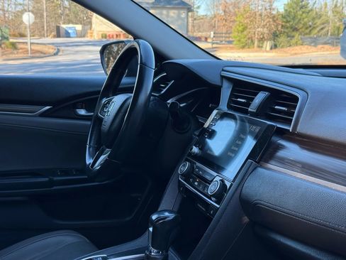 Used 2021 Honda Civic EX-L image 25