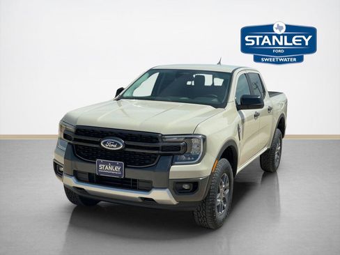 New 2026 Ford Ranger XLT w/ Equipment Group 301A High AWD/4WD image 3