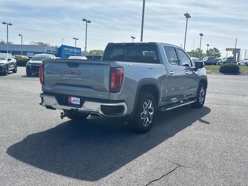 Used 2023 GMC Sierra 1500 SLT w/ SLT Premium Package image 4