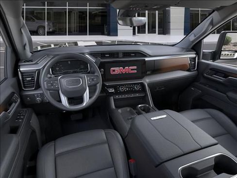 New 2026 GMC Sierra 2500 Denali w/ Technology Package AWD/4WD image 18