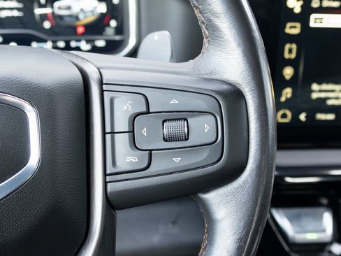 Used 2023 GMC Sierra 1500 AT4 w/ Technology Package image 7