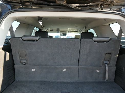 Used 2020 Chevrolet Tahoe LT image 16