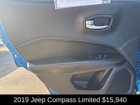 Used 2019 Jeep Compass Limited AWD/4WD image 15