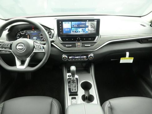New 2026 Nissan Altima 2.5 SV w/ SV Premium Package AWD/4WD image 11