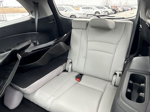 Used 2019 Honda Pilot Elite image 23