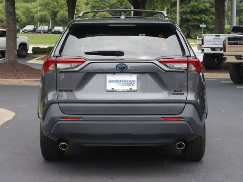 Used 2022 Toyota RAV4 XLE w/ Convenience Package AWD/4WD image 36