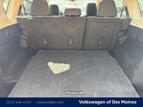 Used 2023 Nissan Rogue SV image 19