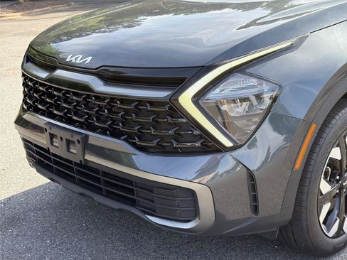 Used 2023 Kia Sportage X-Line w/ X-Line Premium Package AWD/4WD image 35