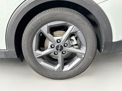 Used 2025 Kia K4 FWD image 11