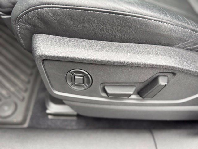 Certified 2025 Audi Q5 Premium Plus AWD/4WD image 25