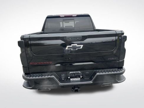 Certified 2022 Chevrolet Silverado 1500 RST w/ Redline Edition image 4