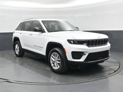 New 2025 Jeep Grand Cherokee Laredo