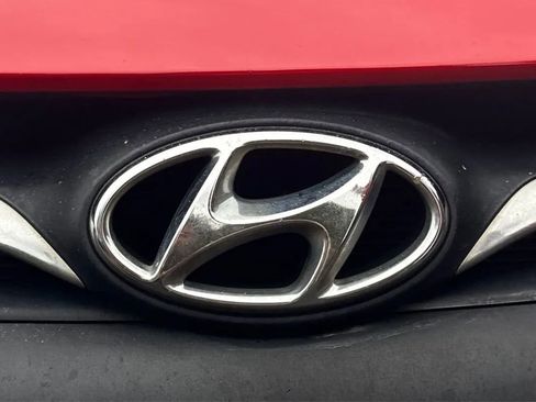 Used 2014 Hyundai Genesis 3.8 RWD image 35