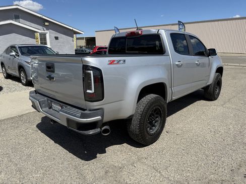 Used 2017 Chevrolet Colorado Z71 image 4