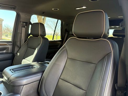 Used 2021 Chevrolet Tahoe Premier image 24