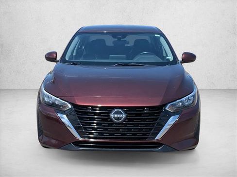 Used 2024 Nissan Sentra SV FWD image 2