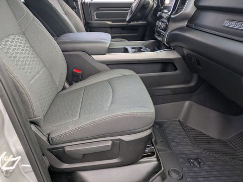 New 2026 RAM 2500 Big Horn AWD/4WD image 34