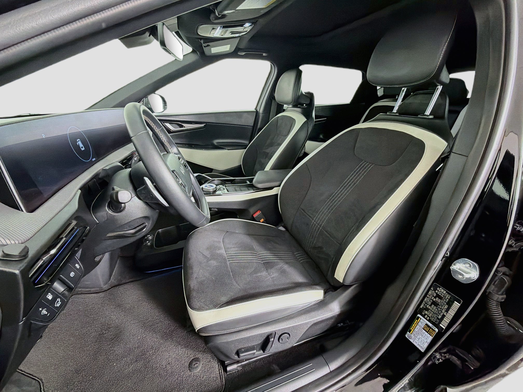 Used 2024 Kia EV6 GT-Line RWD image 13