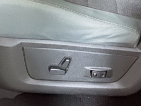 Used 2018 RAM 2500 Big Horn image 22