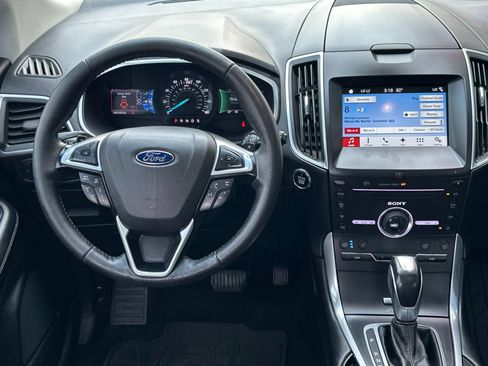 Used 2016 Ford Edge Titanium w/ Equipment Group 302A AWD/4WD image 13