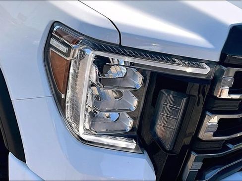 Used 2023 GMC Sierra 2500 AT4 w/ Gooseneck/5TH Wheel Package AWD/4WD image 33