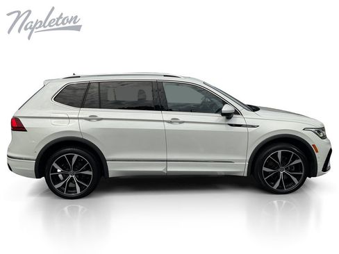 Used 2023 Volkswagen Tiguan SEL R-Line AWD/4WD image 7