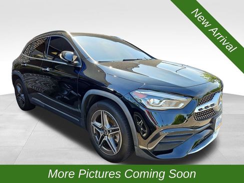 Used 2023 Mercedes-Benz GLA 250 4MATIC image 1