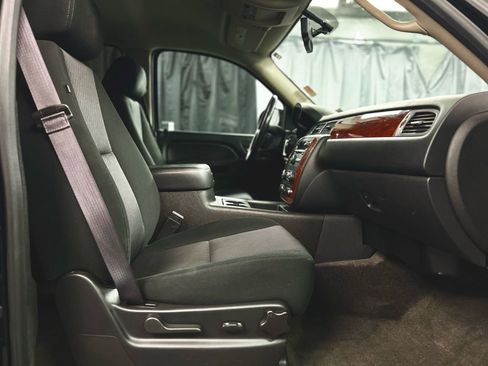 Used 2014 Chevrolet Tahoe LS image 18