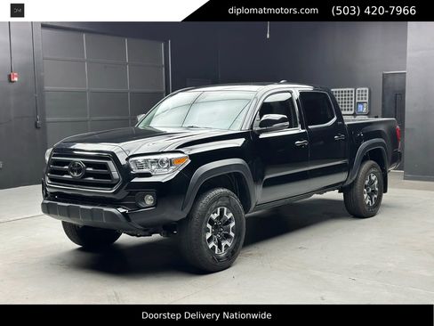 Used 2021 Toyota Tacoma SR5 w/ Trail Edition image 1