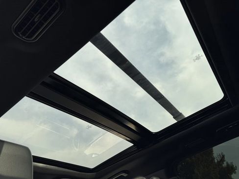 Used 2020 Ford Expedition XLT w/ Equipment Group 202A image 28