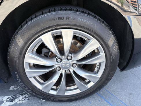 Used 2011 INFINITI M37 w/ Premium Pkg RWD image 22