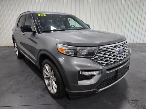 Used 2022 Ford Explorer Platinum w/ Equipment Group 601A AWD/4WD image 2