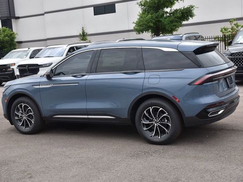 New 2026 Lincoln Nautilus Premier image 39