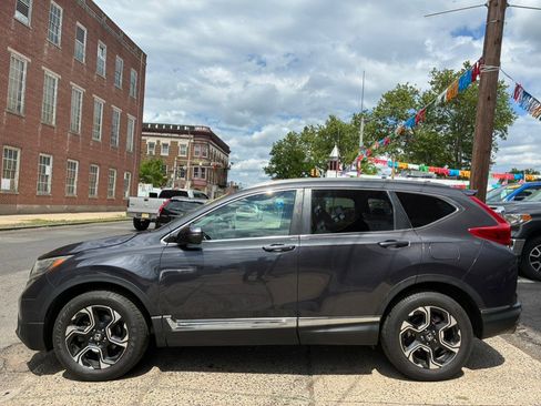 Used 2017 Honda CR-V Touring image 3